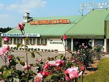 Logis Clermotel Agnetz Buitenkant foto