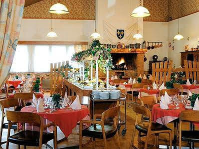 Logis Clermotel Agnetz Buitenkant foto