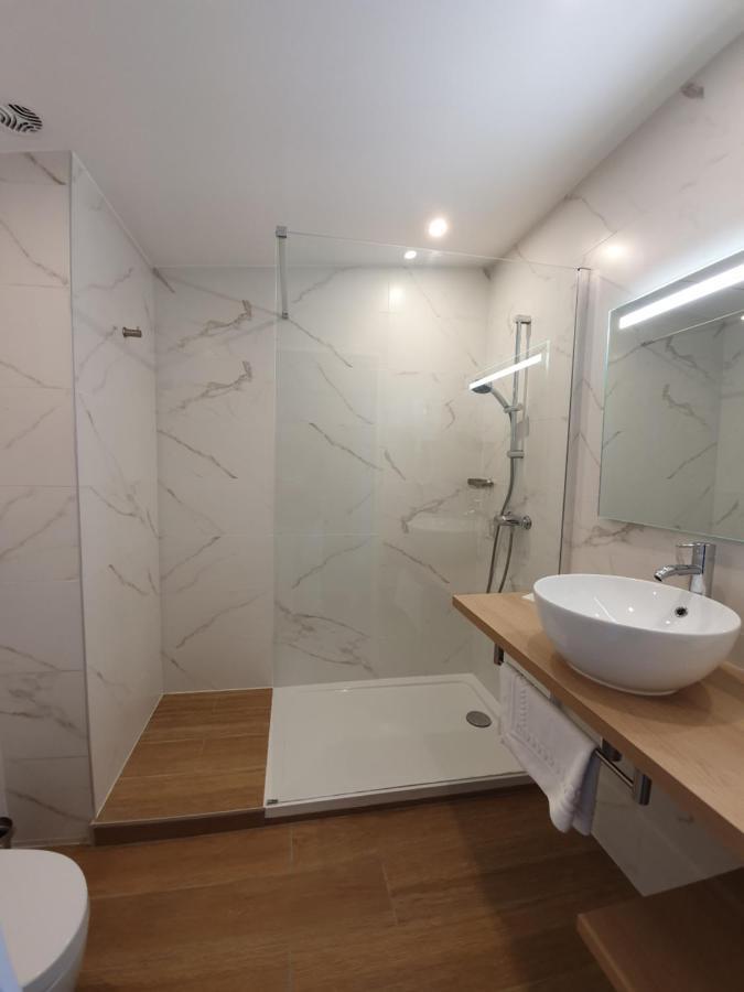 Logis Clermotel Agnetz Buitenkant foto